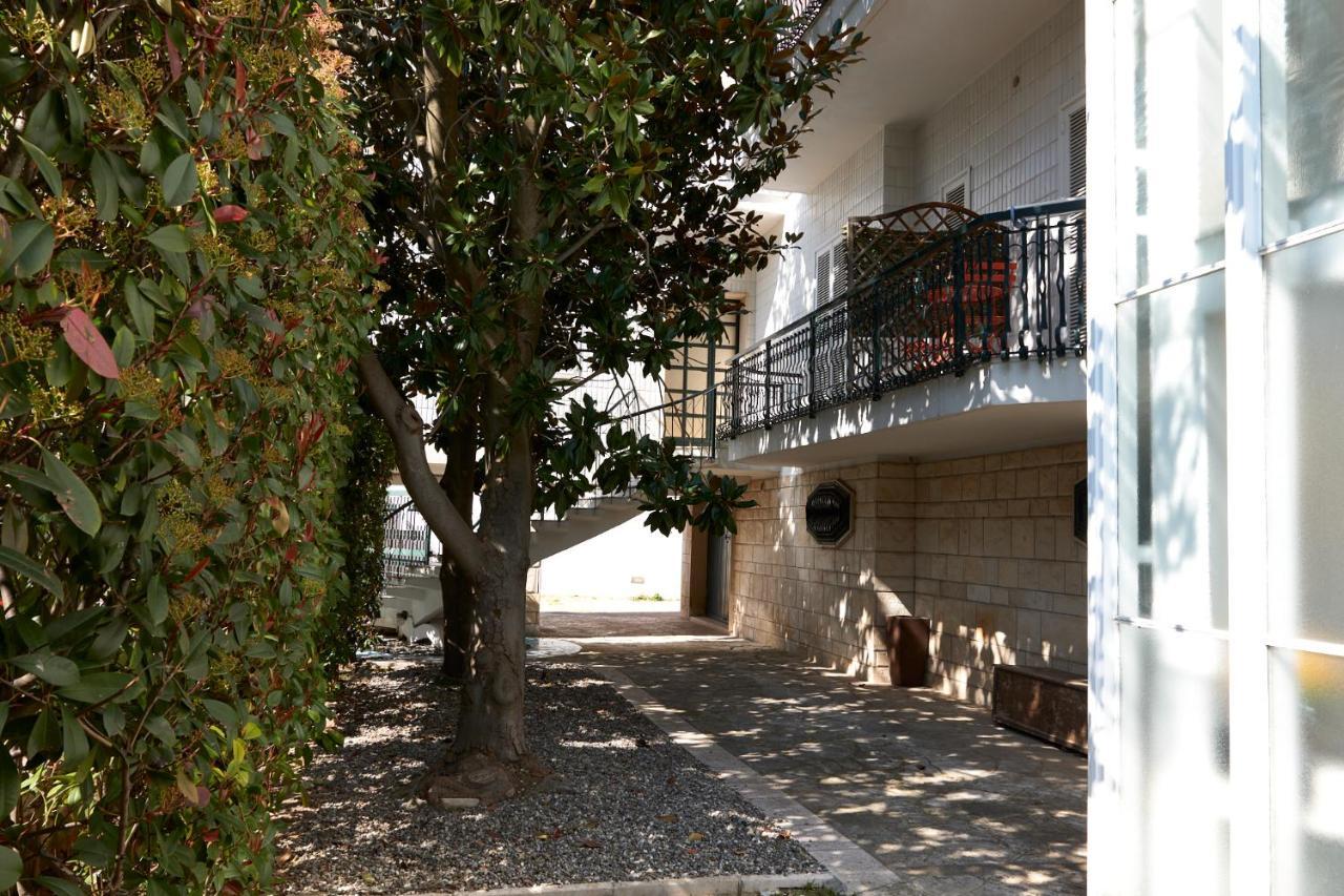 Hotel Il Giardino Di Flora Lecce Exterior foto